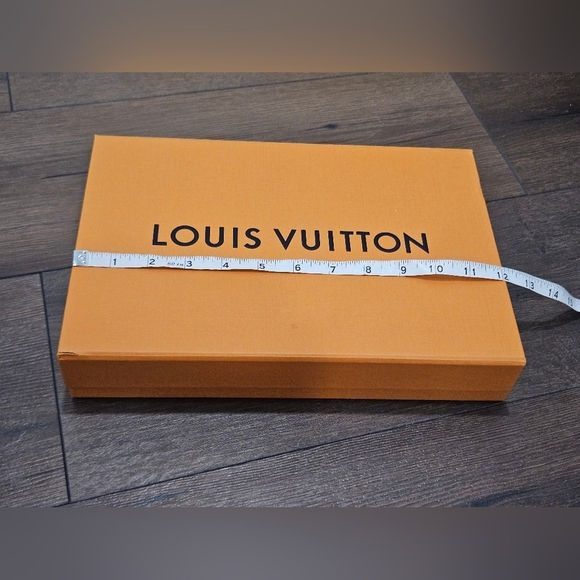 Louis Vuitton Clutch Box and Dust Bag Pair - Picture 8 of 13